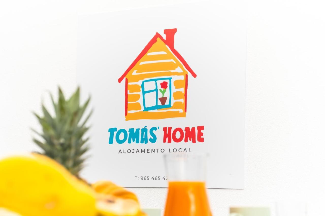 Tomas
